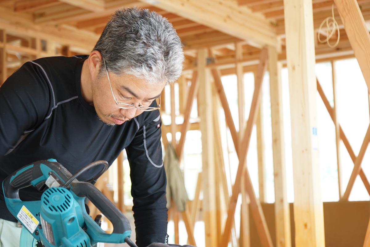 大工 山本 真一 鈴木工務店maruta公式サイト