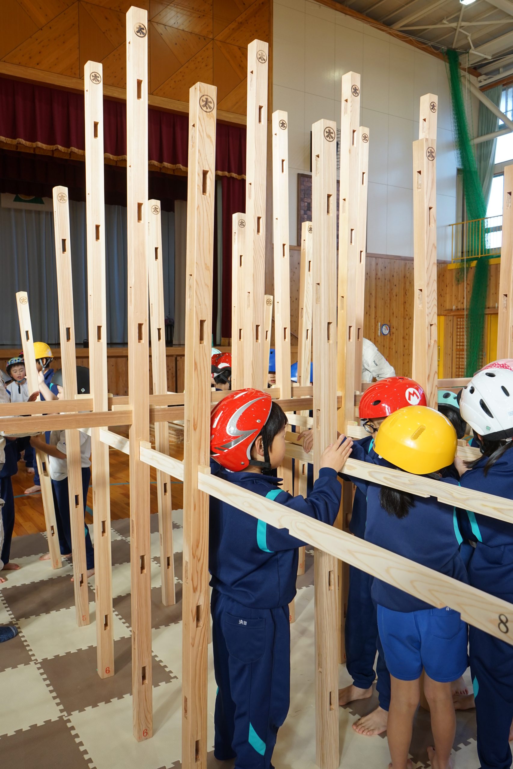 木のジャングルジム、くむんだー、木育、新城市の木育